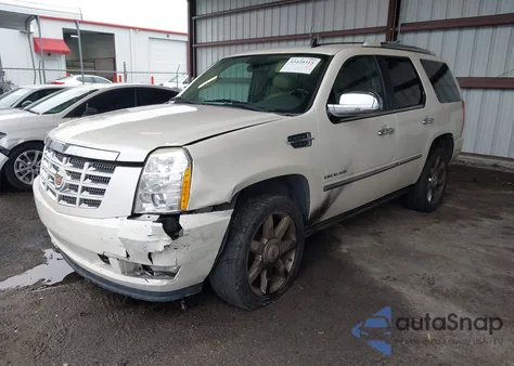 2011 Cadillac Escalade Premium from USA, damaged, VIN 1GYS3CEF0BR130853